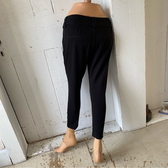 Torrid Cropped Stretch Black Ankle Pants - Picture 3 of 9